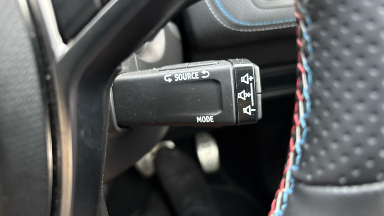 Renault Symbioz 1.6 E-Tech FHEV 145 Iconic Esprit Alpine 5dr Auto Hybrid Estate